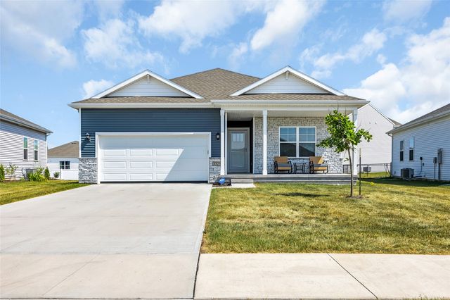 3325 Craven Drive, Coralville, IA 52241