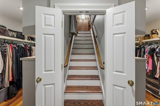 7 Taunton Lane, Newtown, CT 06470