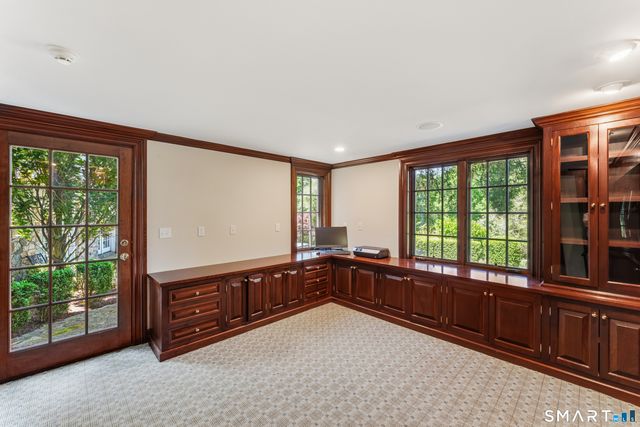 7 Taunton Lane, Newtown, CT 06470