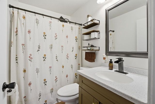 1802 S ADAMS STREET, Appleton, WI 54915