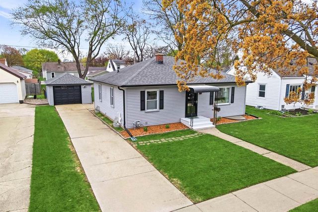 1802 S ADAMS STREET, Appleton, WI 54915