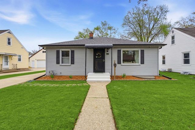 1802 S ADAMS STREET, Appleton, WI 54915