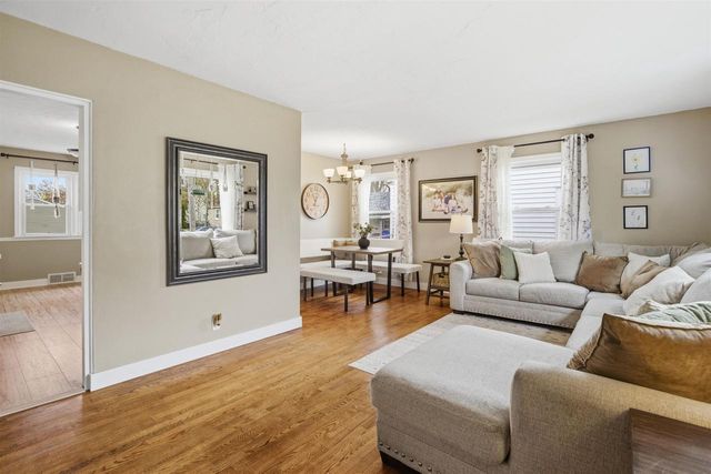 1802 S ADAMS STREET, Appleton, WI 54915