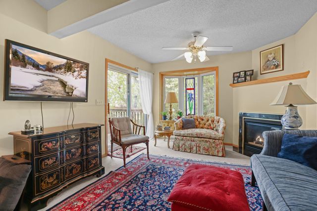 801 White Oak Court, New Brighton, MN 55112