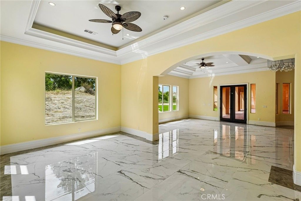 Image 11 of property listing at 14420 Merlot Court, Riverside, CA 92508