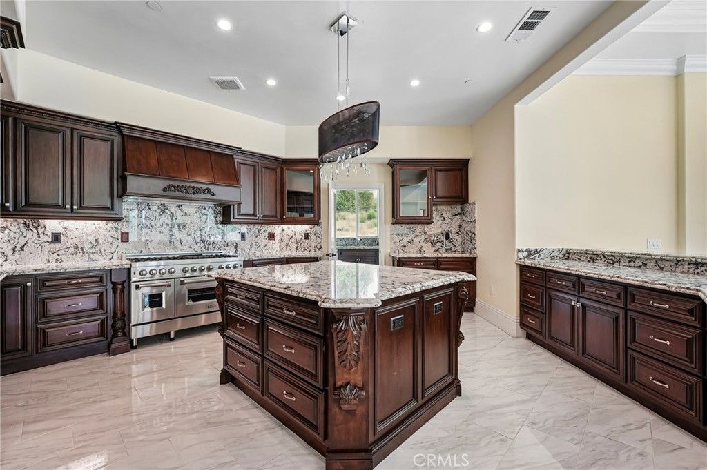 Image 12 of property listing at 14420 Merlot Court, Riverside, CA 92508