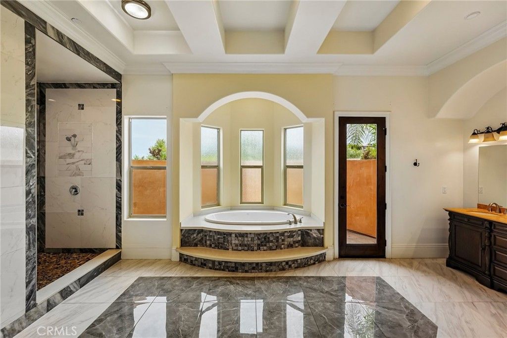 Image 16 of property listing at 14420 Merlot Court, Riverside, CA 92508