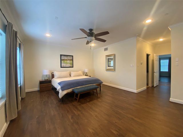2609 Riverside Drive C, Houston, TX 77004