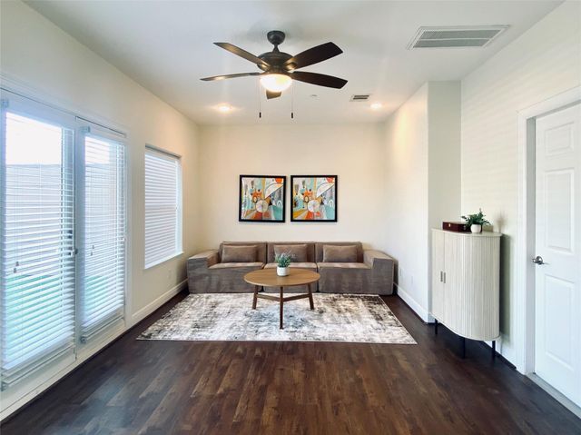 2609 Riverside Drive C, Houston, TX 77004