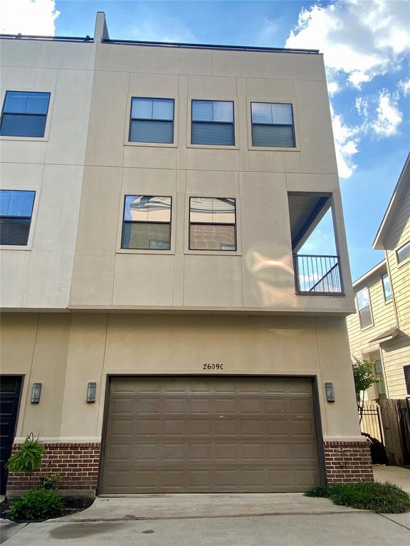 2609 Riverside Drive C, Houston, TX 77004
