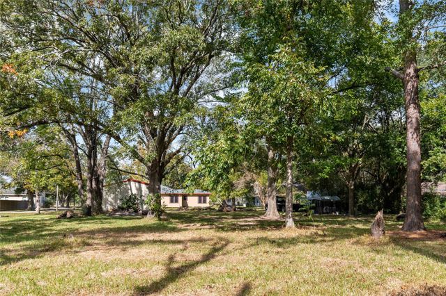 1003 Bob Smith Road, Baytown, TX 77521