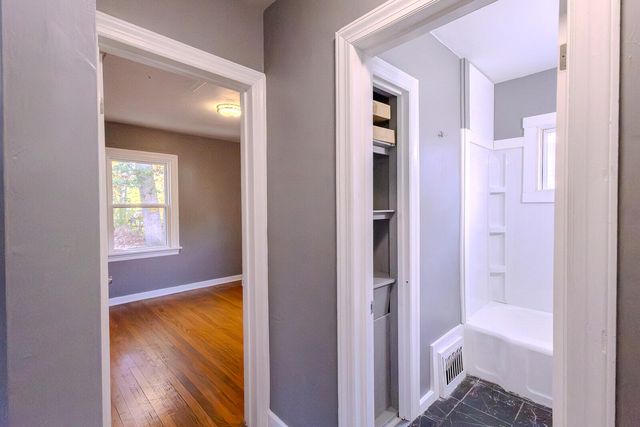 2525 Reynolds Street, Muskegon Heights City, MI 49444