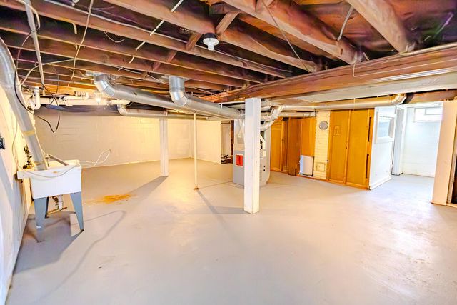 2525 Reynolds Street, Muskegon Heights City, MI 49444