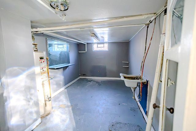 2525 Reynolds Street, Muskegon Heights City, MI 49444