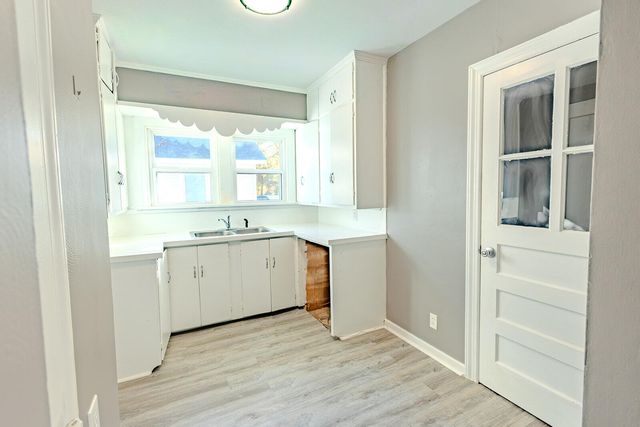 2525 Reynolds Street, Muskegon Heights City, MI 49444