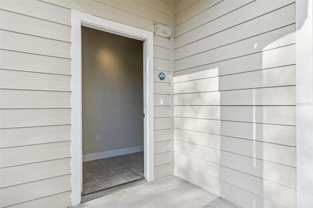 316 SOUTHERN PECAN CIRCLE 206, Winter Garden, FL 34787