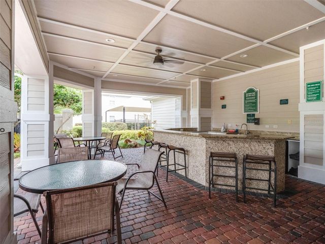 316 SOUTHERN PECAN CIRCLE 206, Winter Garden, FL 34787