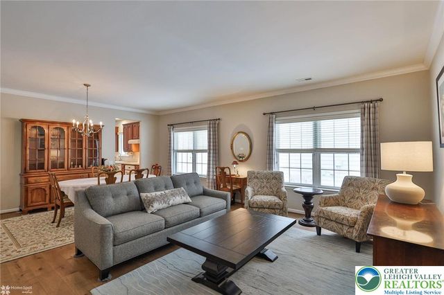 5444 Loyal Drive, Hanover Twp, PA 18017