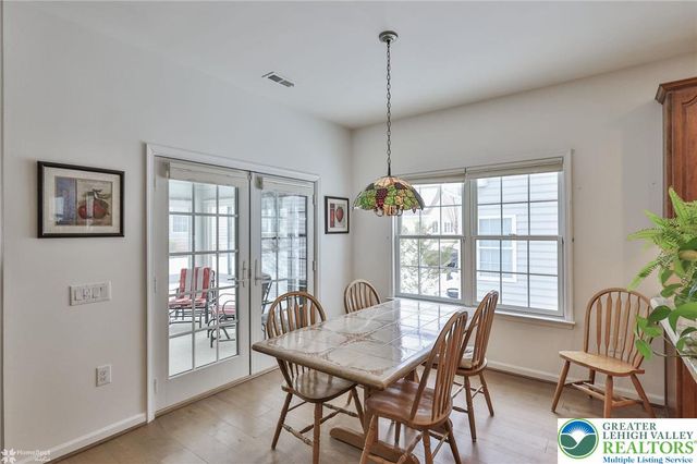 5444 Loyal Drive, Hanover Twp, PA 18017