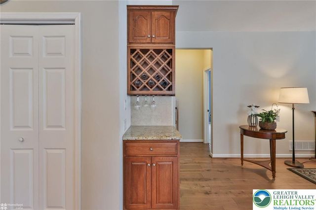 5444 Loyal Drive, Hanover Twp, PA 18017