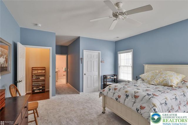 5444 Loyal Drive, Hanover Twp, PA 18017