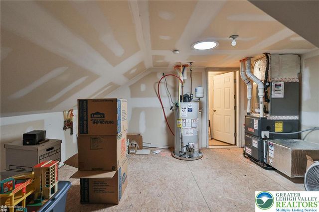 5444 Loyal Drive, Hanover Twp, PA 18017