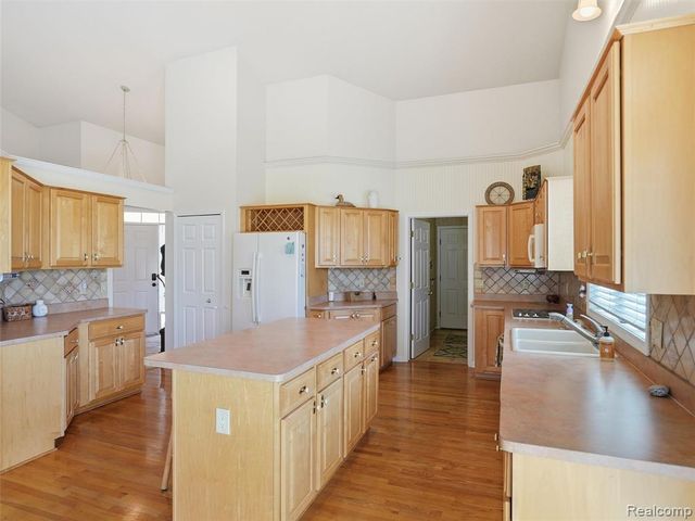 59759 Glacier Ridge, Washington, MI 48094
