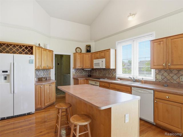 59759 Glacier Ridge, Washington, MI 48094