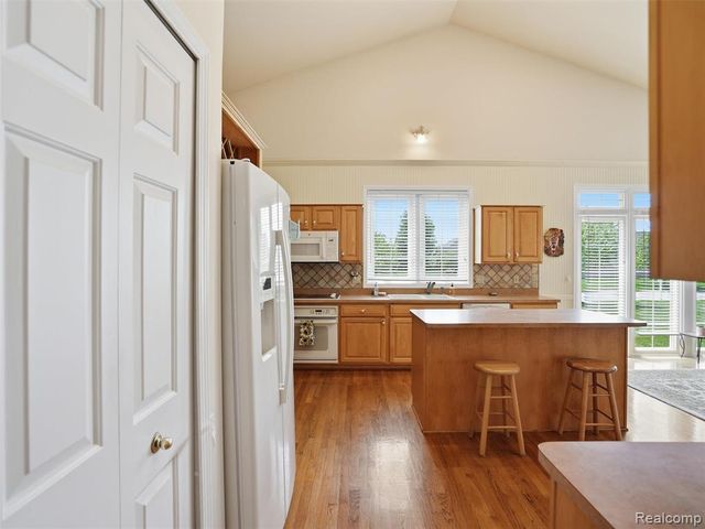 59759 Glacier Ridge, Washington, MI 48094