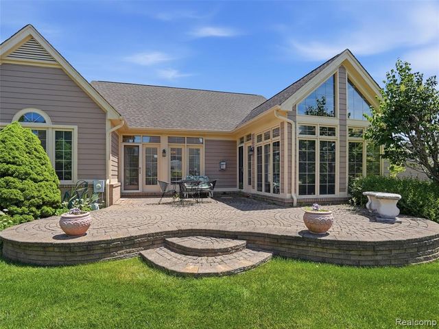 59759 Glacier Ridge, Washington, MI 48094
