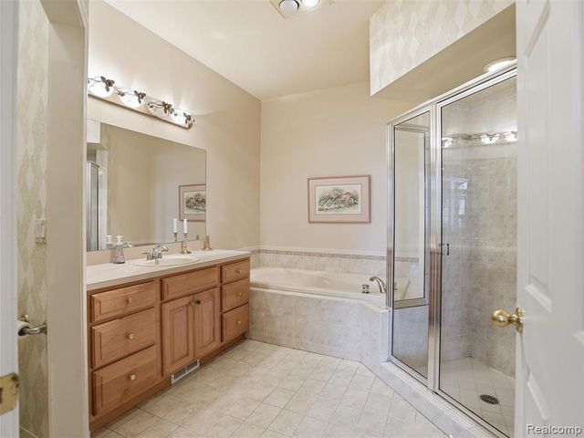 59759 Glacier Ridge, Washington, MI 48094