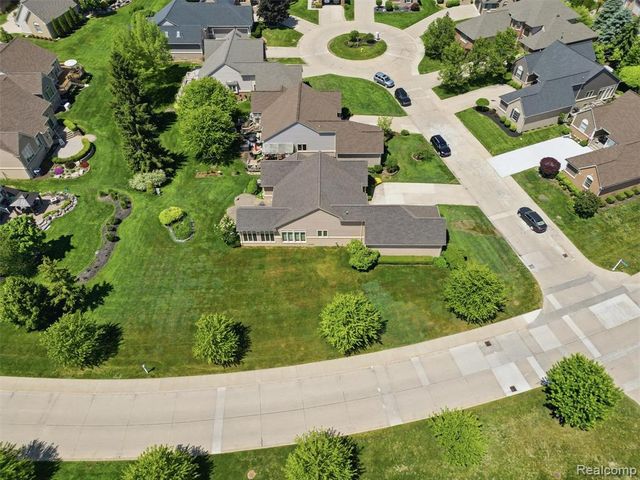 59759 Glacier Ridge, Washington, MI 48094