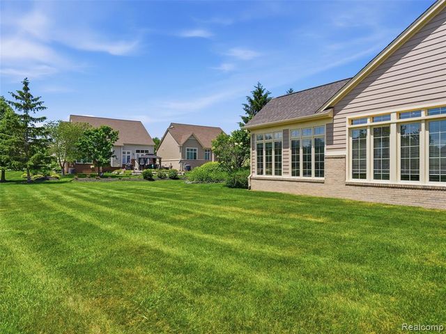 59759 Glacier Ridge, Washington, MI 48094