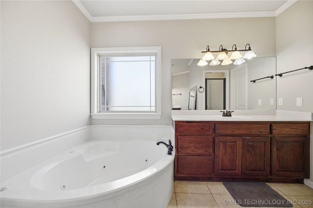 22365 Riverwood Drive, Claremore, OK 74019