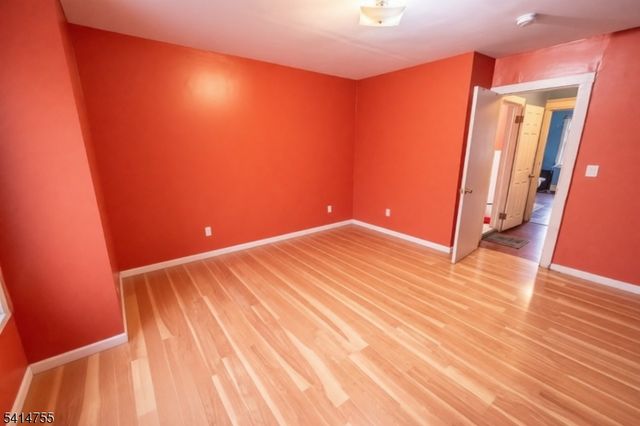 924 Grove St, Irvington Twp., NJ 07111