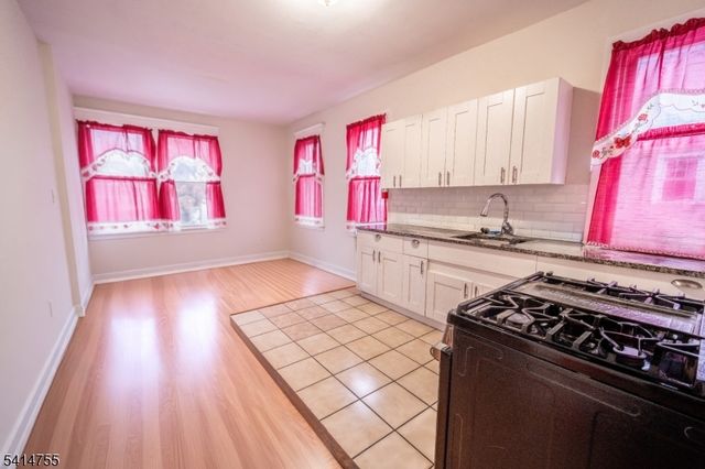 924 Grove St, Irvington Twp., NJ 07111