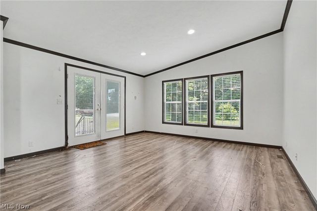 3424 Painesville Warren Road, Southington, OH 44470