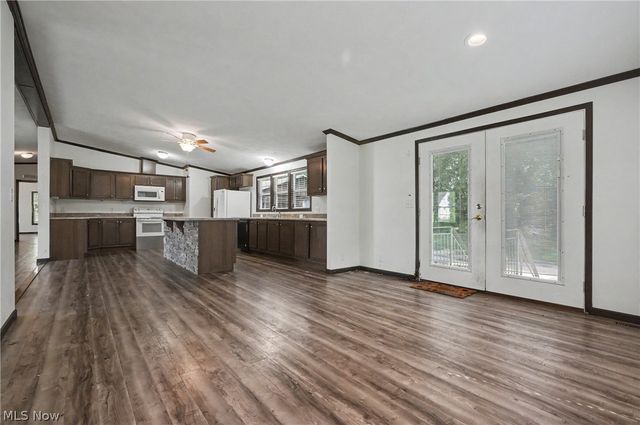 3424 Painesville Warren Road, Southington, OH 44470