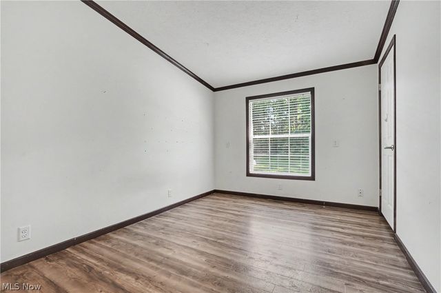 3424 Painesville Warren Road, Southington, OH 44470