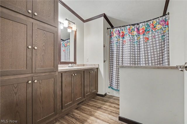 3424 Painesville Warren Road, Southington, OH 44470