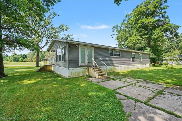 3424 Painesville Warren Road, Southington, OH 44470