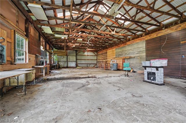 3424 Painesville Warren Road, Southington, OH 44470