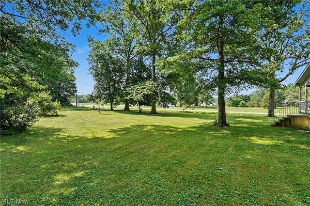 3424 Painesville Warren Road, Southington, OH 44470