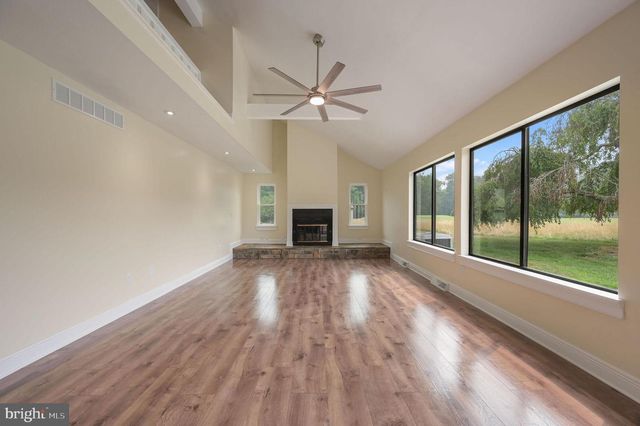 22 WHITEMARSH CT, Dover, DE 19904