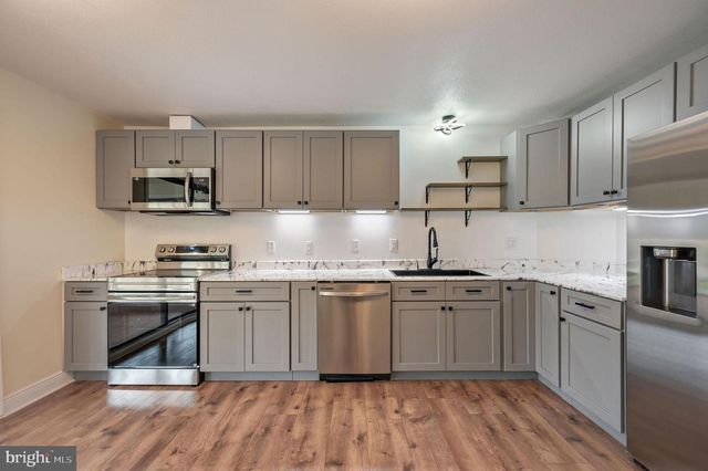 22 WHITEMARSH CT, Dover, DE 19904