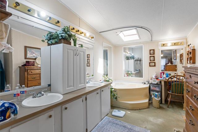 5816 N Moss Ave, Odessa, TX 79764