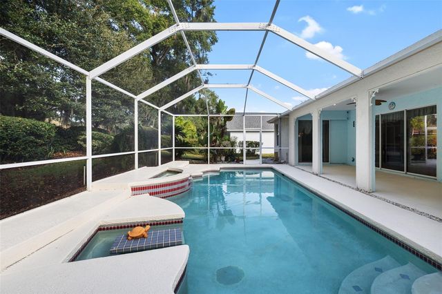 4906 WILLOW RIDGE TERRACE, Valrico, FL 33596