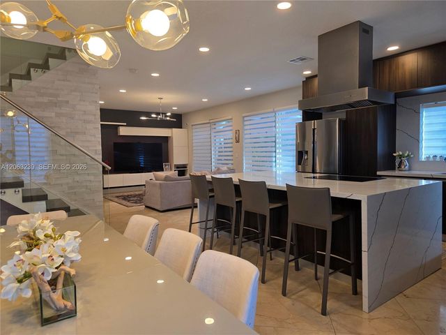 10797 NW 73rd Terrace, Doral, FL 33178