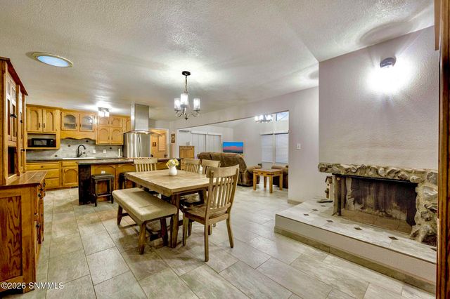 325 capri Arc, Las Cruces, NM 88005