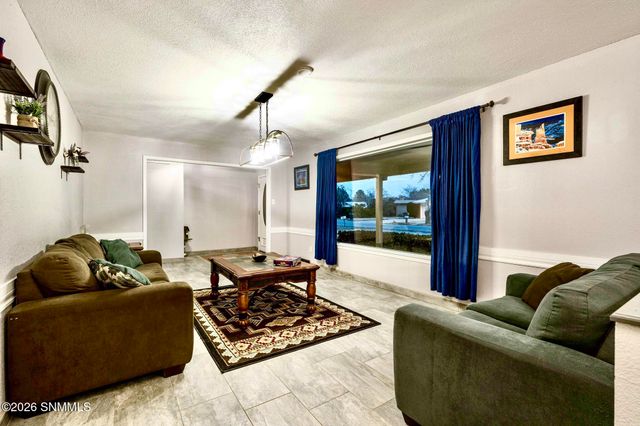 325 capri Arc, Las Cruces, NM 88005